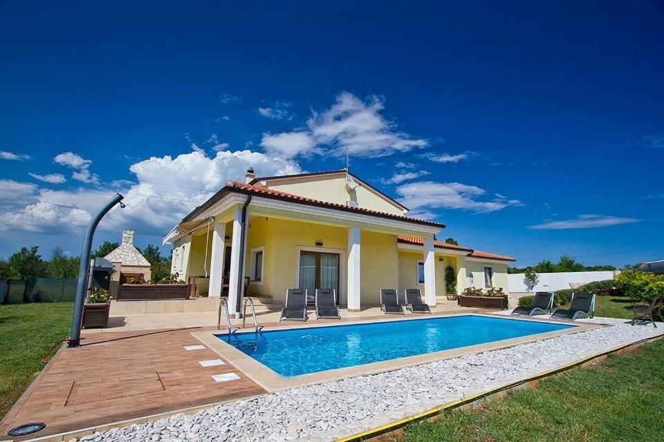Villa Maggie Šišan Zimmer foto