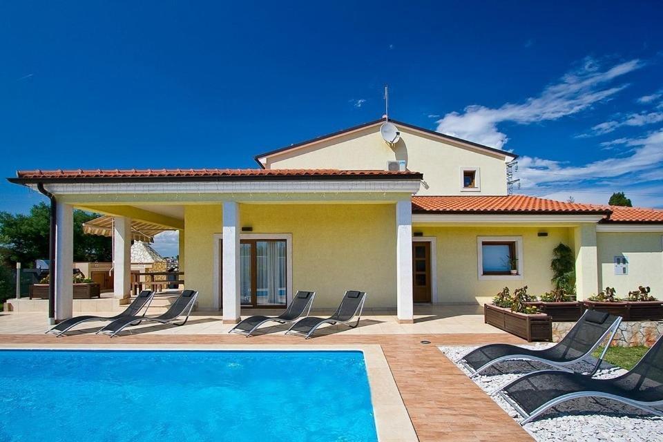 Villa Maggie Šišan Zimmer foto
